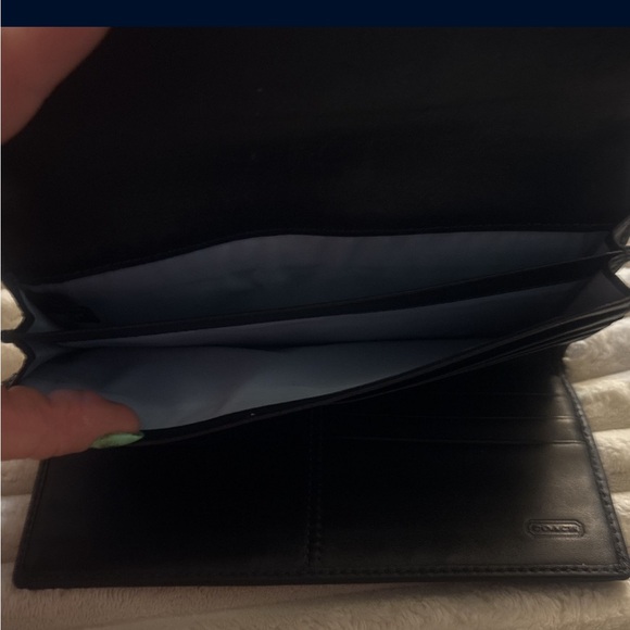 Coach Wallet - Picture 4 of 7
